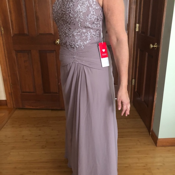 Formal Dress - Picture 9 of 9